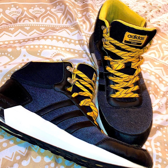 adidas Other - WHOA! 𝙖𝙙𝙞𝙙𝙖𝙨 Race Cloudfoam Hi-Top sz11 EUC